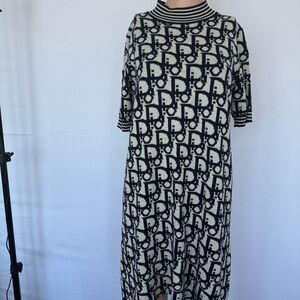 Black and Cream Patterned Women's Knit Dress